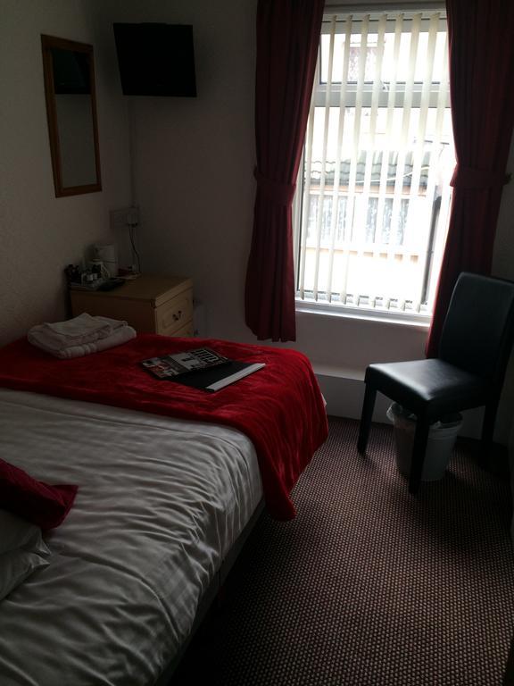 Kingscliff Bed & Breakfast Blackpool Exterior photo